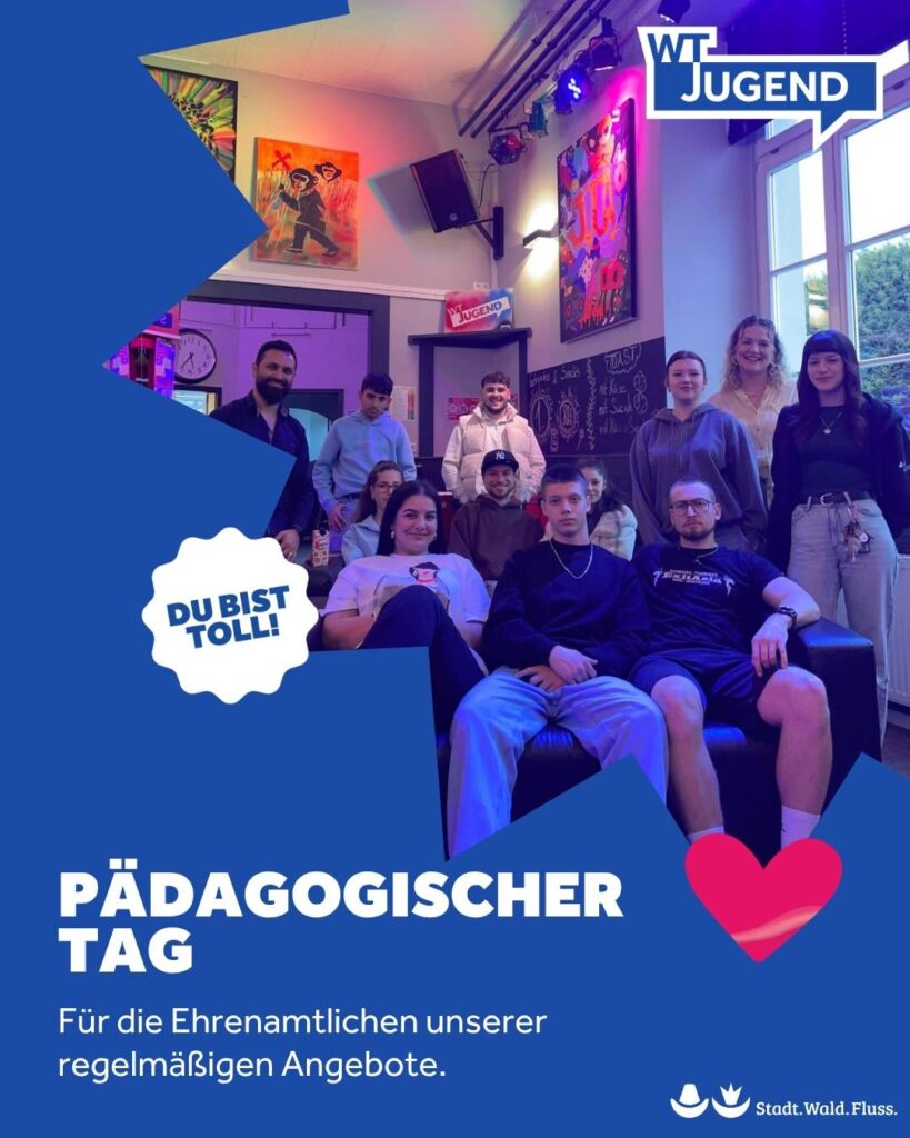 Jugendliche bei einer Gruppenaktivität im Jugendzentrum